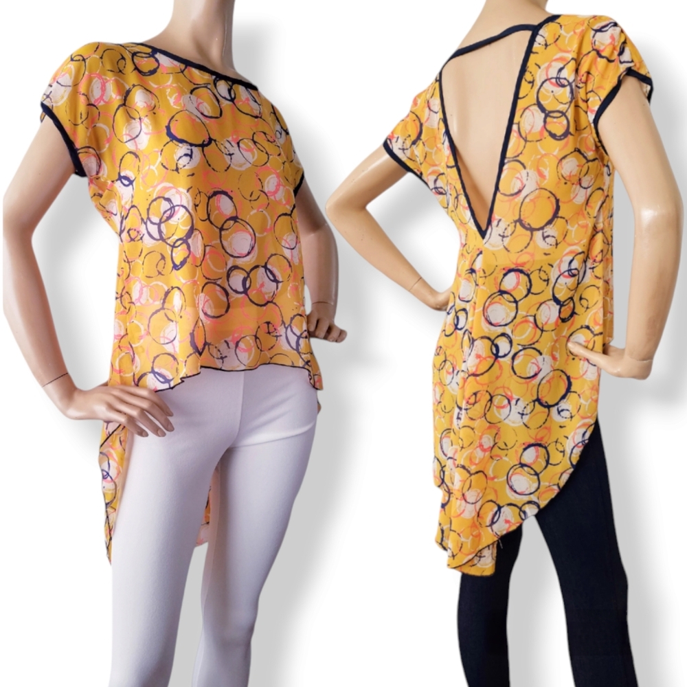 Hak Yellow & Midnight Blue Circles High Low Plunging V-Back Blouse